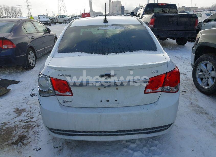 Photo 16 of 2015 Chevrolet Cruze LTZ (VIN 1G1PG5SB4F7211877)
