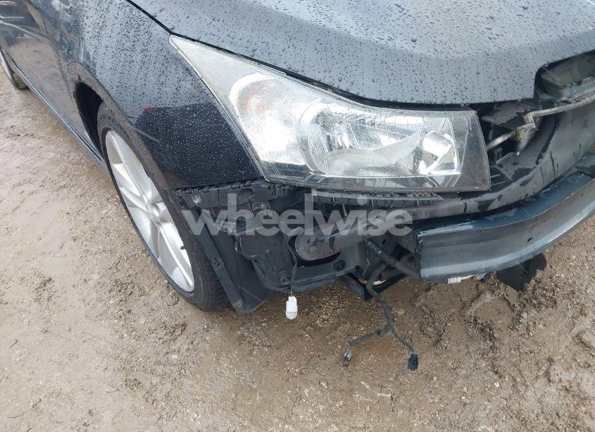 Photo 14 of 2015 Chevrolet Cruze LTZ (VIN 1G1PG5SB4F7232843)