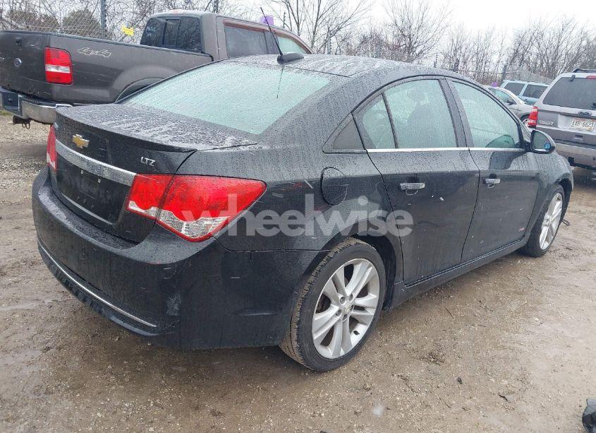 Photo 4 of 2015 Chevrolet Cruze LTZ (VIN 1G1PG5SB4F7232843)