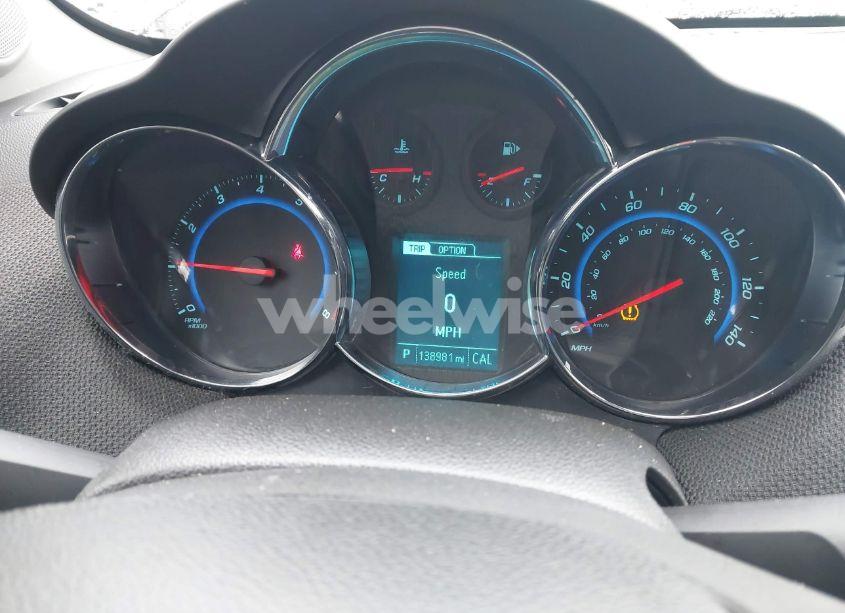 Photo 7 of 2015 Chevrolet Cruze LTZ (VIN 1G1PG5SB4F7232843)