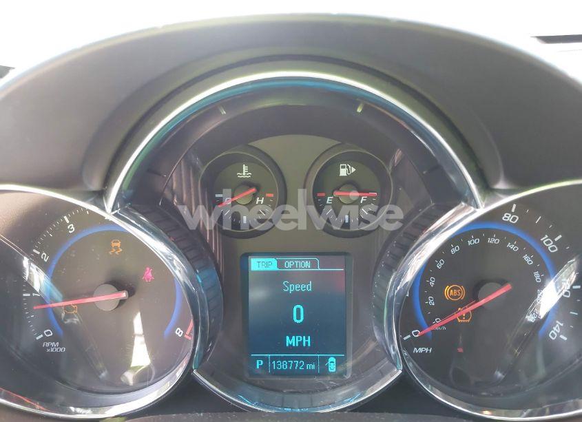 Photo 16 of 2015 Chevrolet Cruze LTZ (VIN 1G1PG5SB4F7294212)