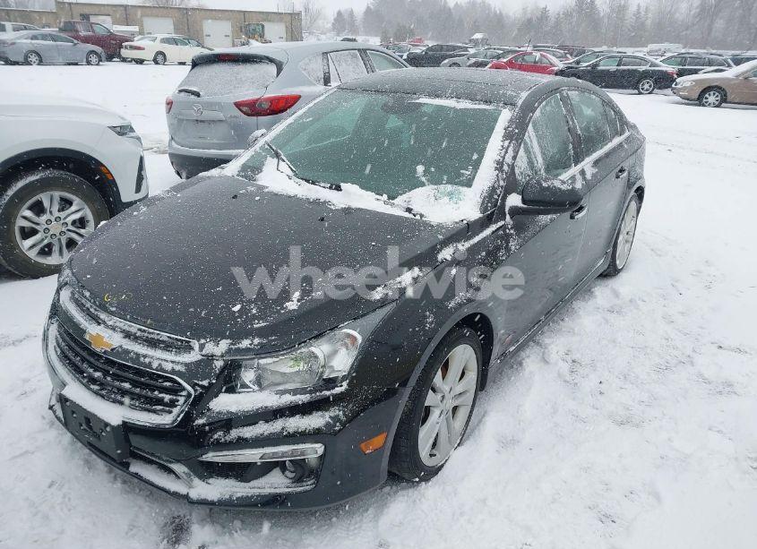 Photo 2 of 2015 Chevrolet Cruze LTZ (VIN 1G1PG5SB5F7121136)