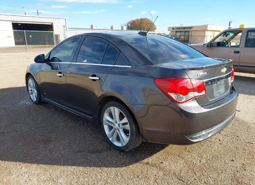 Photo 3 of 2015 Chevrolet Cruze LTZ (VIN 1G1PG5SB5F7156968)