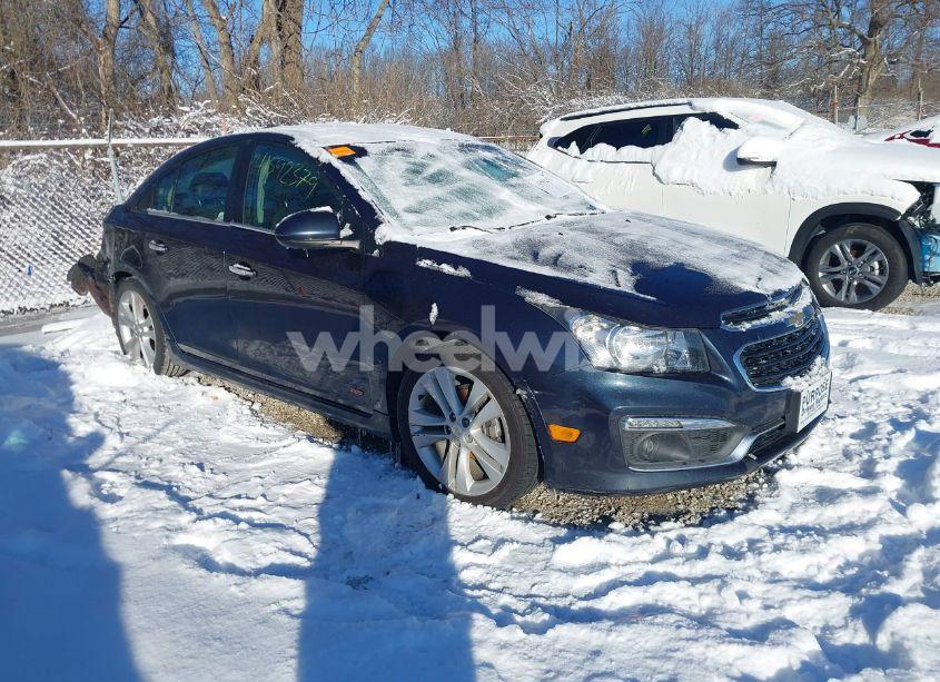 2015 Chevrolet Cruze LTZ (VIN 1G1PG5SB5F7184558) main photo