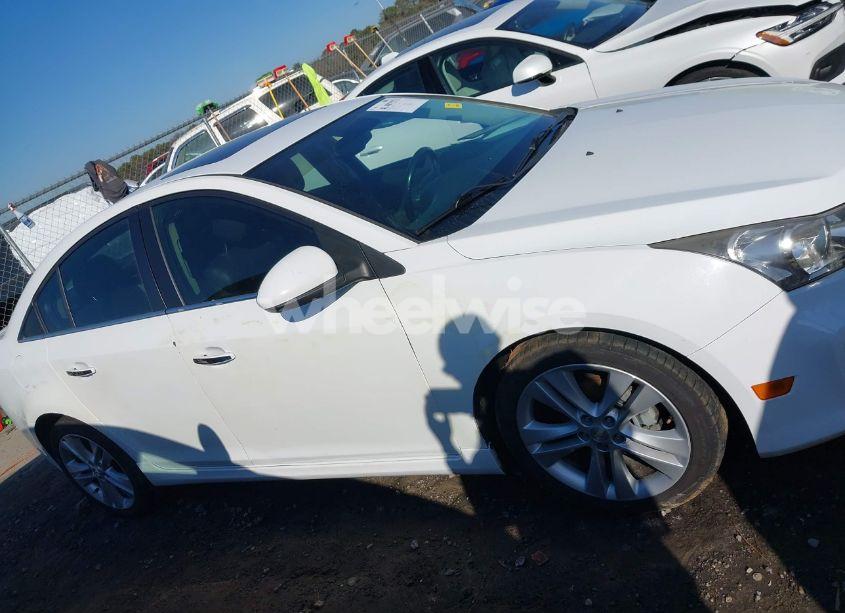 Photo 14 of 2015 Chevrolet Cruze LTZ (VIN 1G1PG5SB5F7240305)