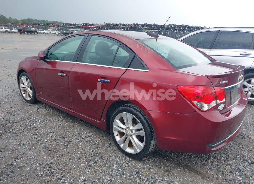Photo 3 of 2015 Chevrolet Cruze LTZ (VIN 1G1PG5SB5F7259405)