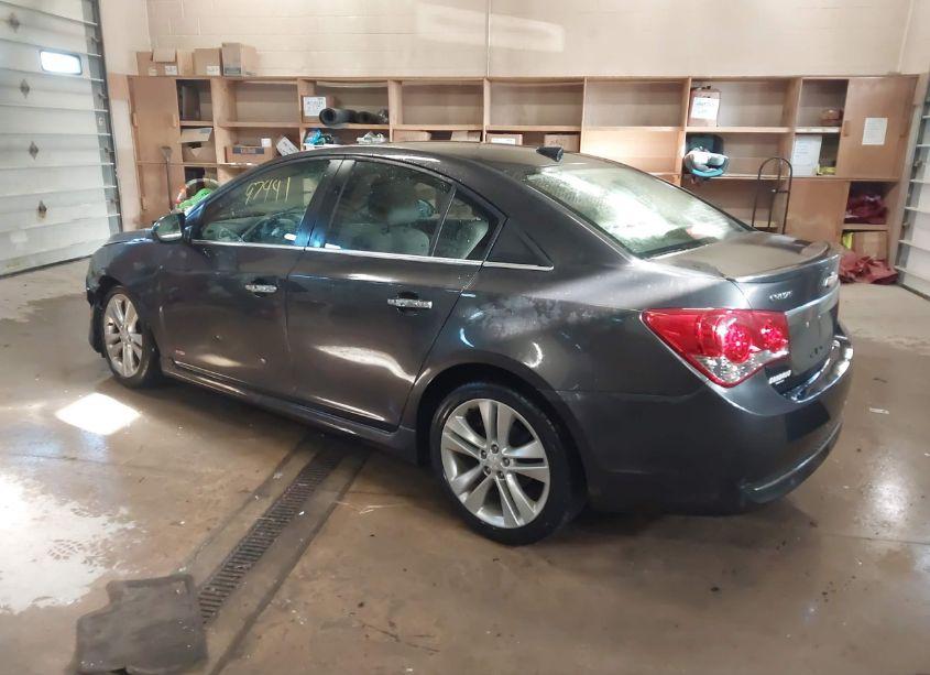 Photo 3 of 2014 Chevrolet Cruze LTZ (VIN 1G1PG5SB6E7264546)