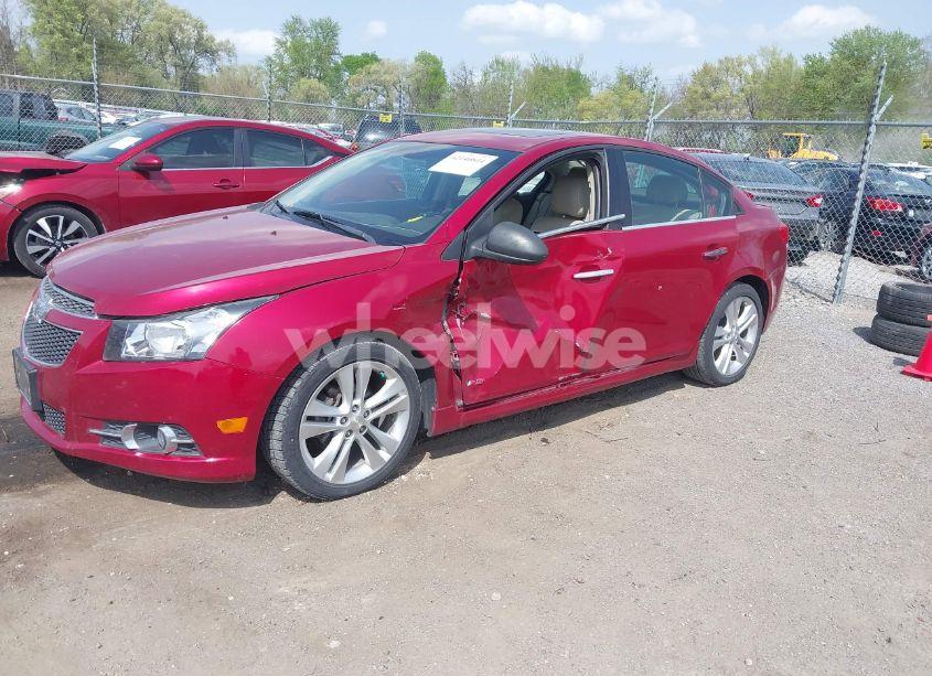 Photo 2 of 2014 Chevrolet Cruze LTZ (VIN 1G1PG5SB6E7310845)