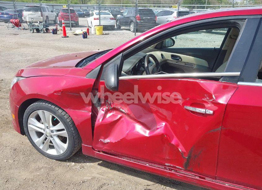 Photo 6 of 2014 Chevrolet Cruze LTZ (VIN 1G1PG5SB6E7310845)