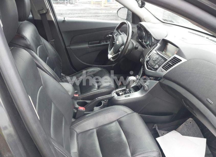 Photo 5 of 2014 Chevrolet Cruze LTZ (VIN 1G1PG5SB6E7390938)