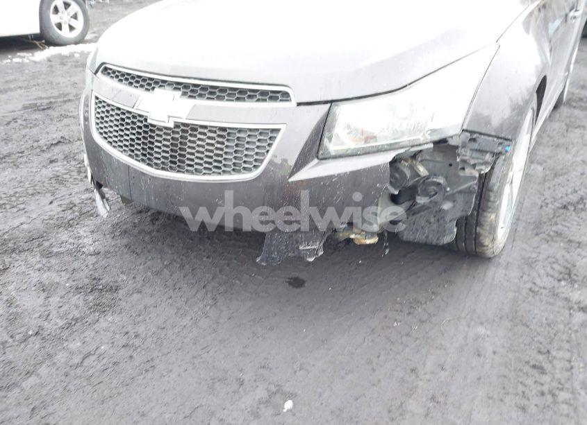 Photo 6 of 2014 Chevrolet Cruze LTZ (VIN 1G1PG5SB6E7390938)