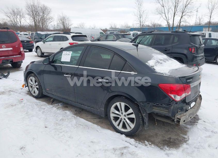 Photo 3 of 2014 Chevrolet Cruze LTZ (VIN 1G1PG5SB6E7477495)