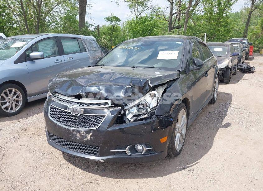 Photo 2 of 2014 Chevrolet Cruze LTZ (VIN 1G1PG5SB6E7480977)