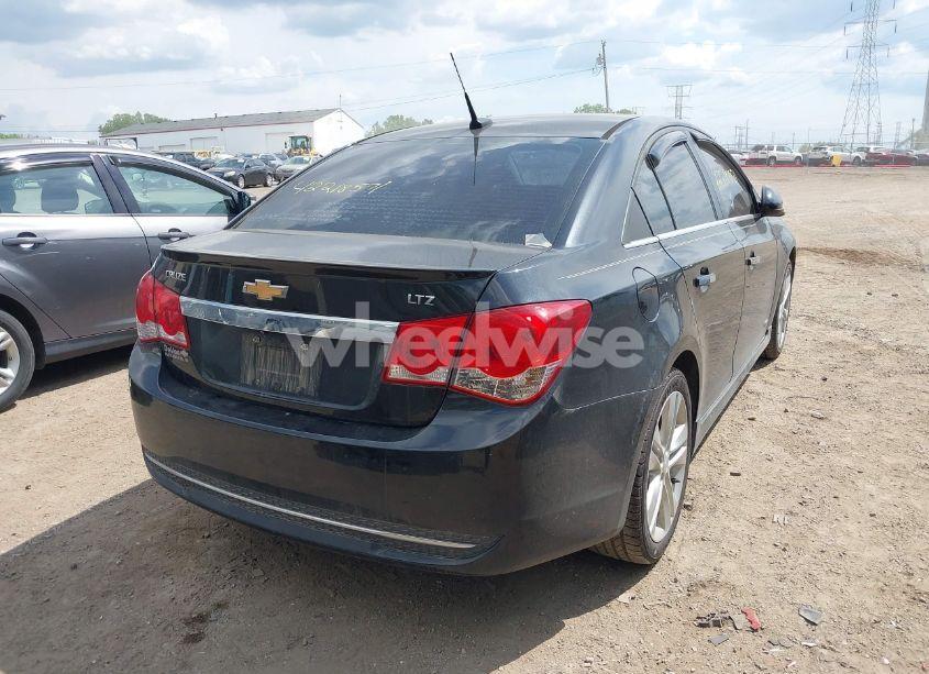 Photo 4 of 2014 Chevrolet Cruze LTZ (VIN 1G1PG5SB6E7480977)