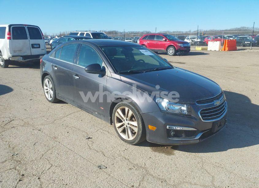 2015 Chevrolet Cruze LTZ (VIN 1G1PG5SB6F7186321) main photo