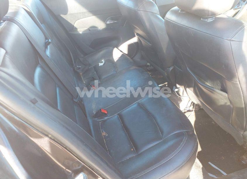 Photo 8 of 2015 Chevrolet Cruze LTZ (VIN 1G1PG5SB6F7186321)