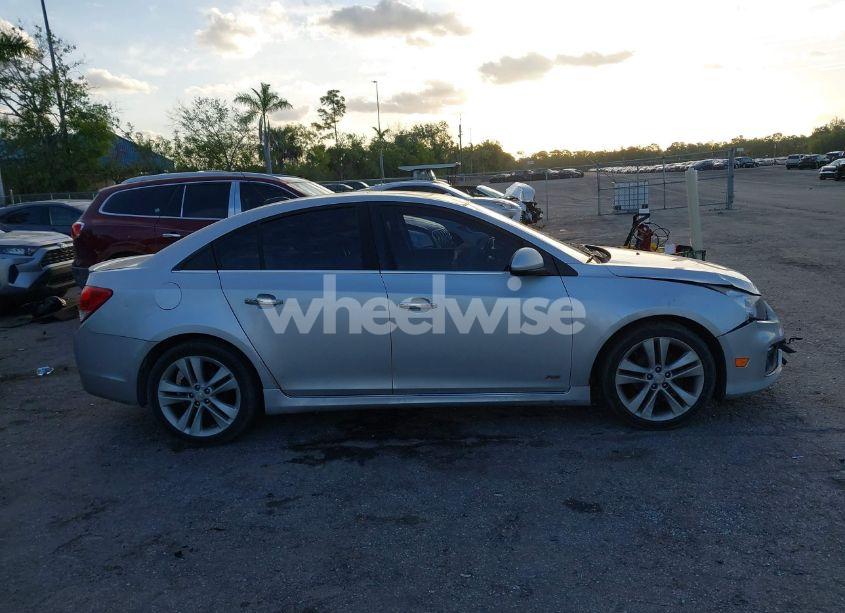 Photo 13 of 2015 Chevrolet Cruze LTZ (VIN 1G1PG5SB6F7211766)