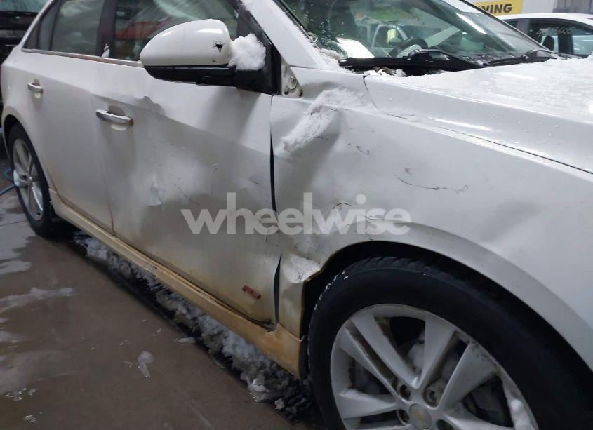 Photo 12 of 2014 Chevrolet Cruze LTZ (VIN 1G1PG5SB7E7147168)