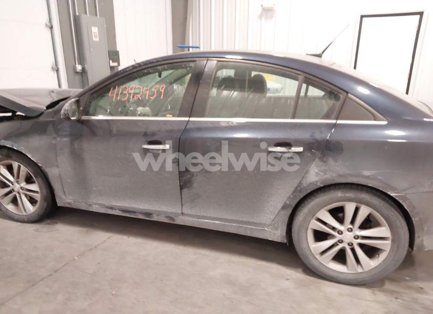 Photo 13 of 2014 Chevrolet Cruze LTZ (VIN 1G1PG5SB7E7148398)