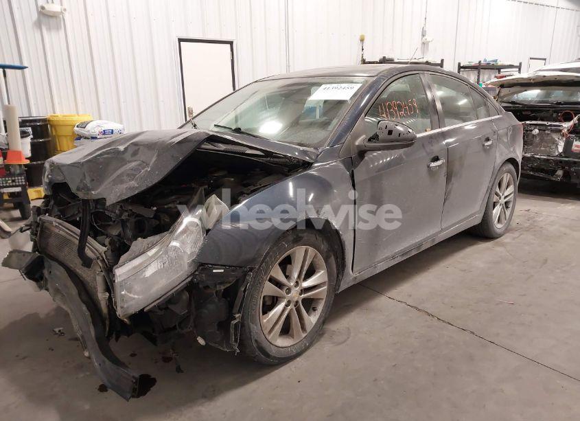 Photo 2 of 2014 Chevrolet Cruze LTZ (VIN 1G1PG5SB7E7148398)