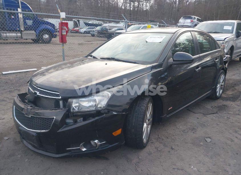 Photo 2 of 2014 Chevrolet Cruze LTZ (VIN 1G1PG5SB7E7191140)