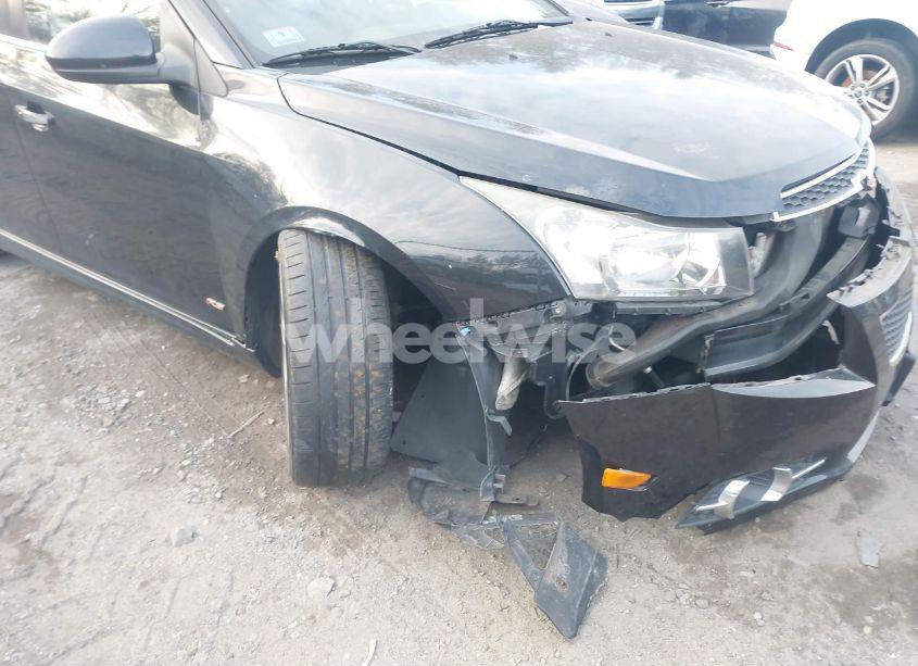 Photo 6 of 2014 Chevrolet Cruze LTZ (VIN 1G1PG5SB7E7191140)