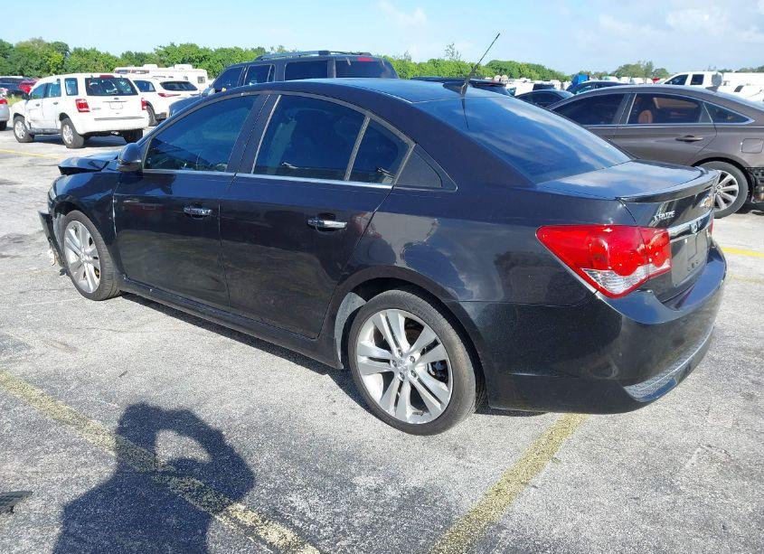 Photo 3 of 2014 Chevrolet Cruze LTZ (VIN 1G1PG5SB7E7315035)