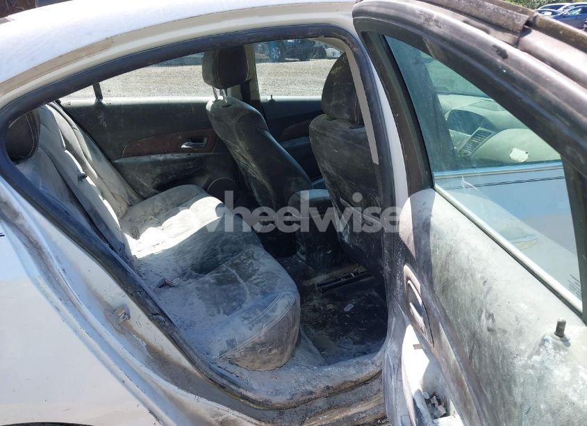 Photo 8 of 2015 Chevrolet Cruze LTZ (VIN 1G1PG5SB7F7227670)