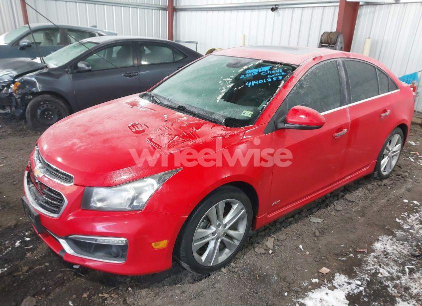 Photo 2 of 2015 Chevrolet Cruze LTZ (VIN 1G1PG5SB7F7276061)