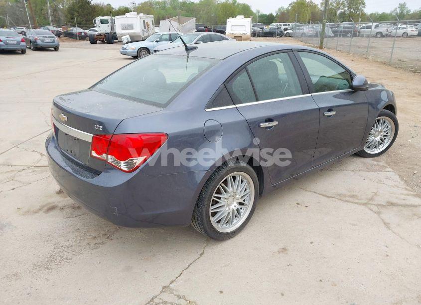 Photo 4 of 2013 Chevrolet Cruze LTZ (VIN 1G1PG5SB8D7121418)