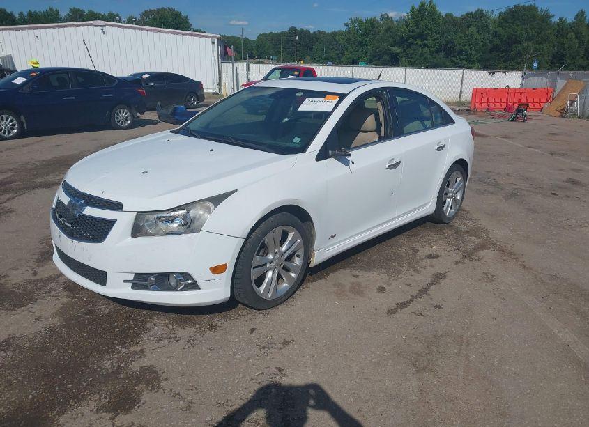 Photo 2 of 2014 Chevrolet Cruze LTZ (VIN 1G1PG5SB8E7290064)