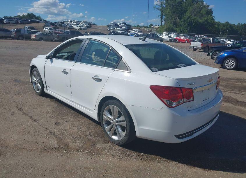Photo 3 of 2014 Chevrolet Cruze LTZ (VIN 1G1PG5SB8E7290064)