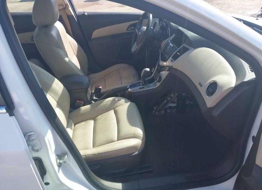 Photo 5 of 2014 Chevrolet Cruze LTZ (VIN 1G1PG5SB8E7290064)