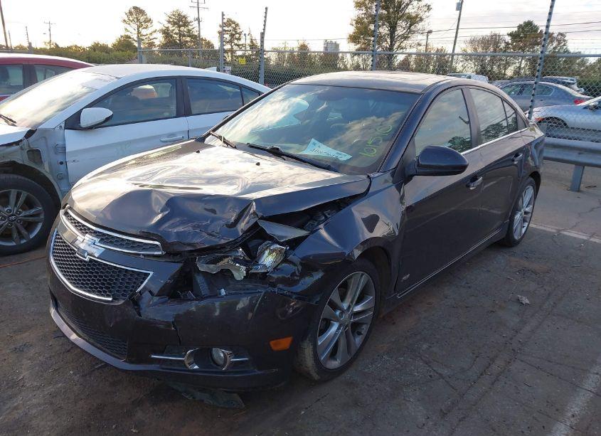 Photo 2 of 2014 Chevrolet Cruze LTZ (VIN 1G1PG5SB8E7395395)