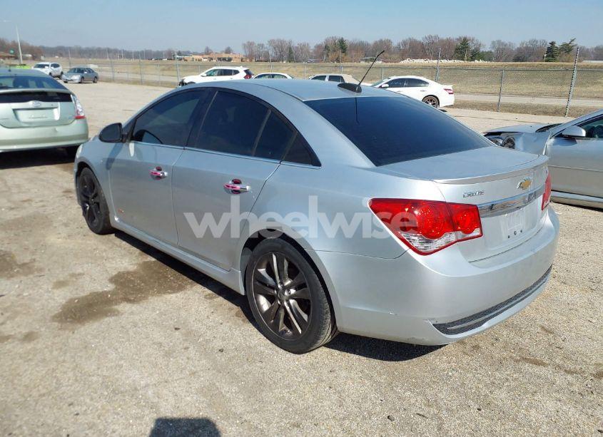 Photo 3 of 2015 Chevrolet Cruze LTZ (VIN 1G1PG5SB8F7139243)