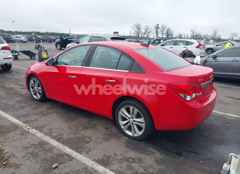 Photo 3 of 2015 Chevrolet Cruze LTZ (VIN 1G1PG5SB8F7166233)