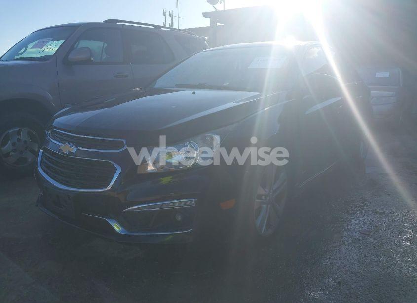 Photo 2 of 2015 Chevrolet Cruze LTZ (VIN 1G1PG5SB8F7217875)