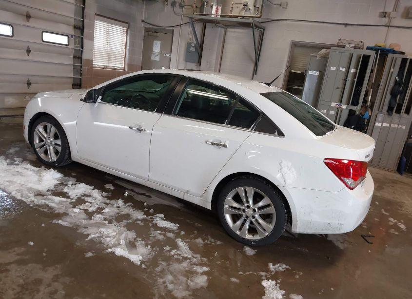 Photo 3 of 2013 Chevrolet Cruze LTZ (VIN 1G1PG5SB9D7327492)
