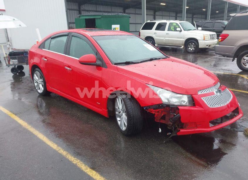 2014 Chevrolet Cruze LTZ (VIN 1G1PG5SB9E7266498) main photo