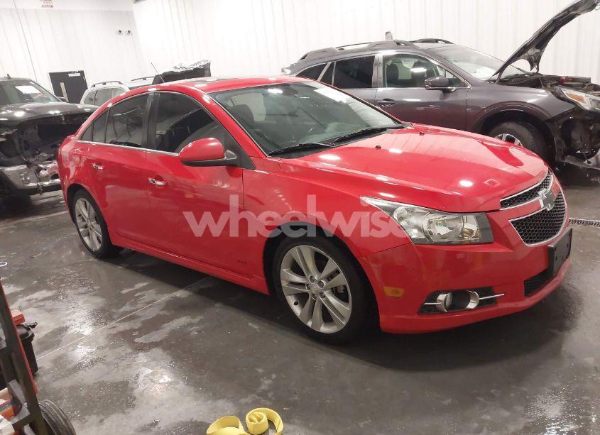 2014 Chevrolet Cruze LTZ (VIN 1G1PG5SB9E7366519) main photo