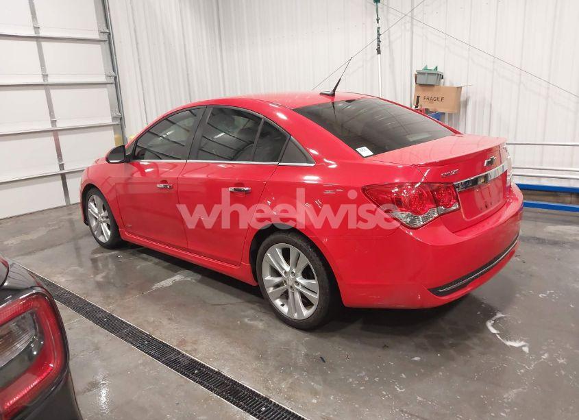 Photo 3 of 2014 Chevrolet Cruze LTZ (VIN 1G1PG5SB9E7366519)