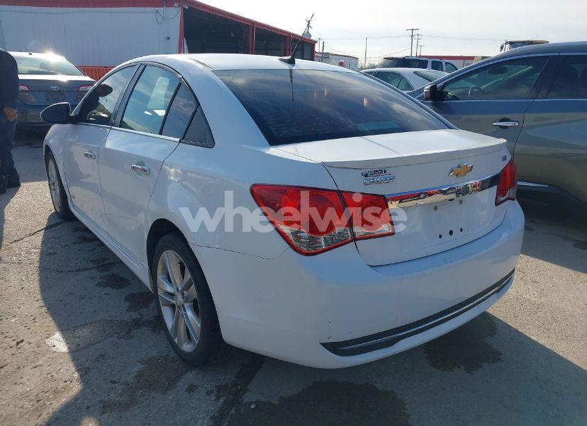 Photo 3 of 2014 Chevrolet Cruze LTZ (VIN 1G1PG5SB9E7407120)