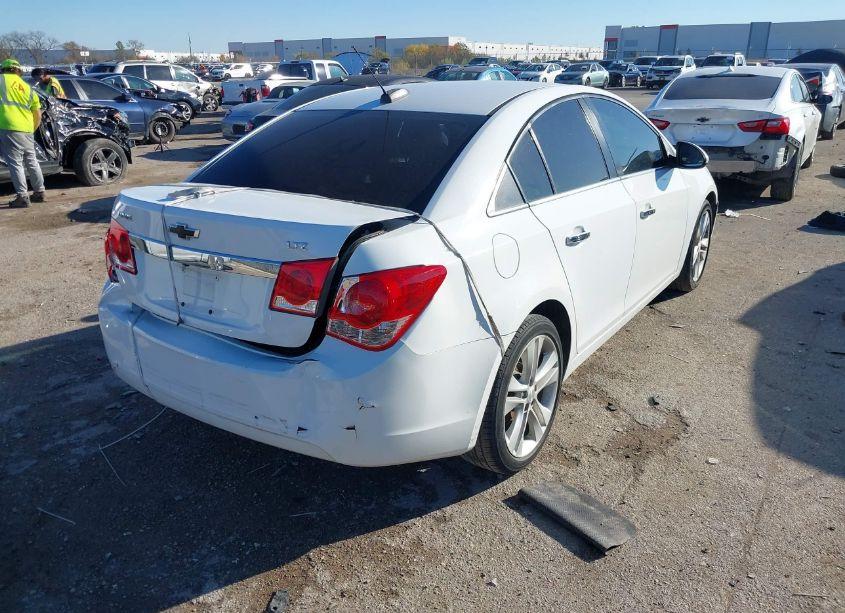 Photo 4 of 2015 Chevrolet Cruze LTZ (VIN 1G1PG5SB9F7148727)