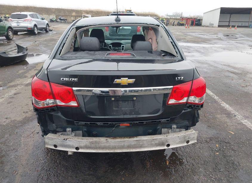 Photo 16 of 2015 Chevrolet Cruze LTZ (VIN 1G1PG5SB9F7165821)