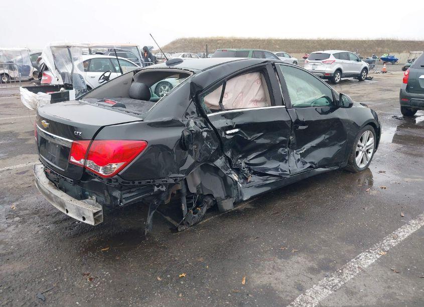 Photo 6 of 2015 Chevrolet Cruze LTZ (VIN 1G1PG5SB9F7165821)