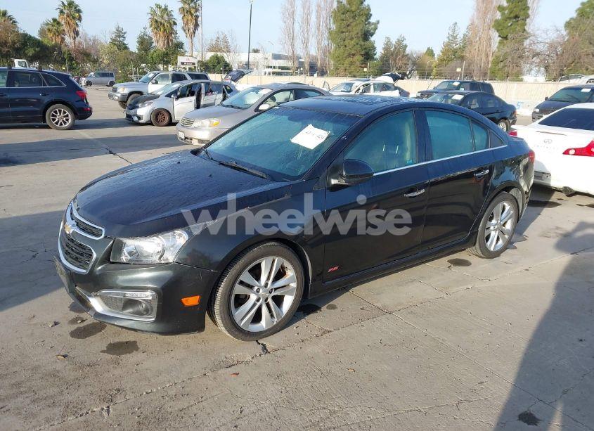 Photo 2 of 2015 Chevrolet Cruze LTZ (VIN 1G1PG5SB9F7176270)