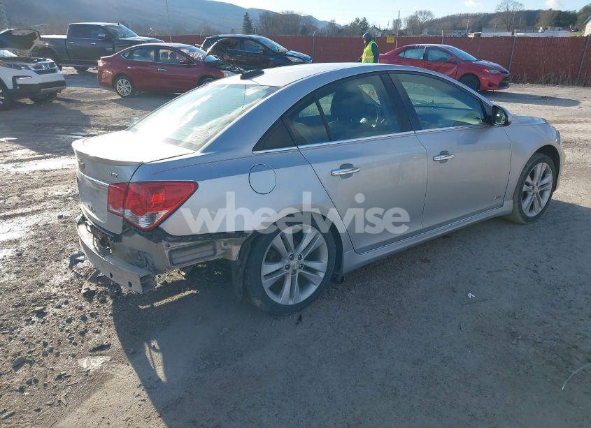 Photo 4 of 2015 Chevrolet Cruze LTZ (VIN 1G1PG5SB9F7224771)