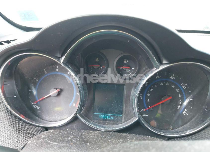 Photo 7 of 2015 Chevrolet Cruze LTZ (VIN 1G1PG5SB9F7252554)