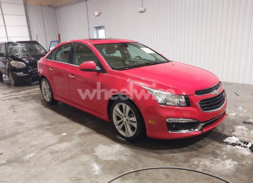 2015 Chevrolet Cruze LTZ (VIN 1G1PG5SB9F7296098) main photo