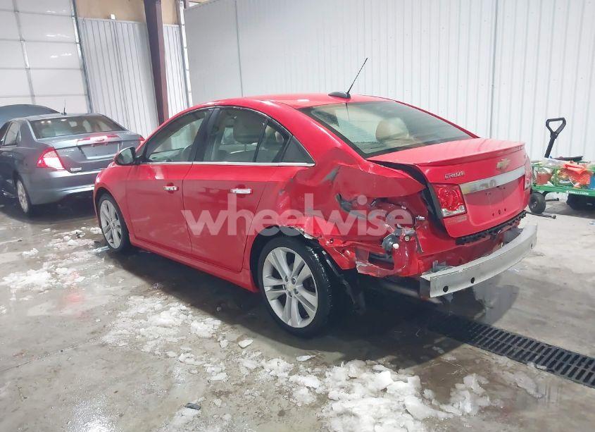 Photo 3 of 2015 Chevrolet Cruze LTZ (VIN 1G1PG5SB9F7296098)